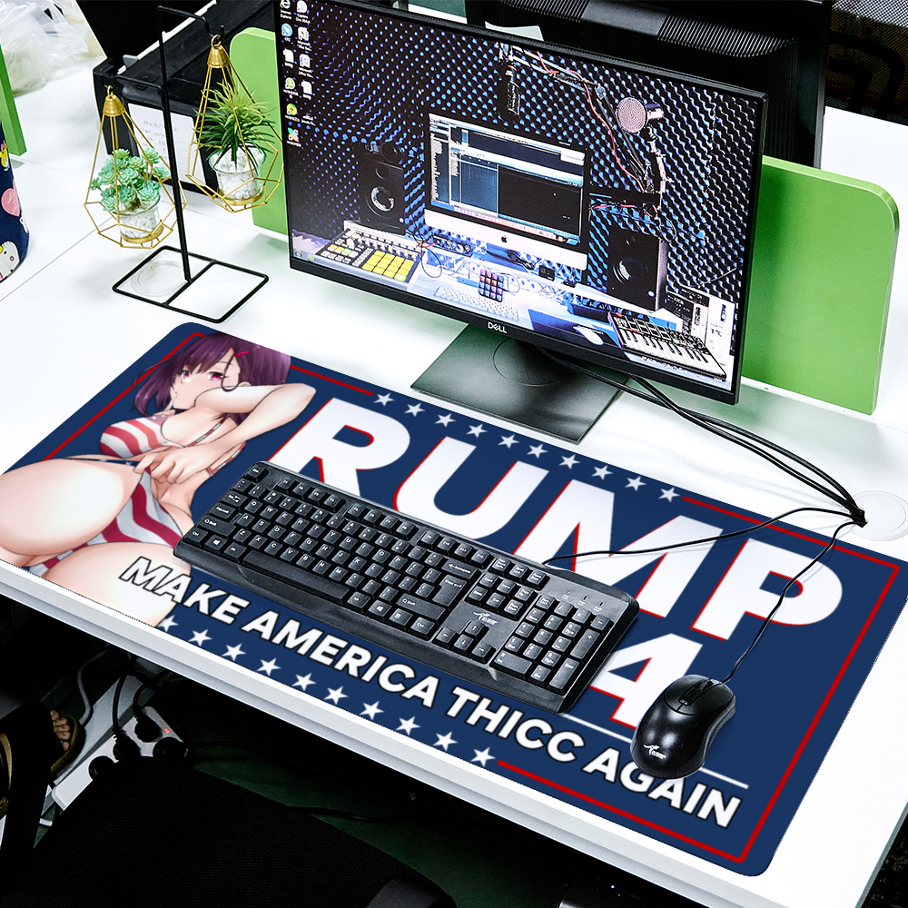 Rump Shizuka Desk Mat