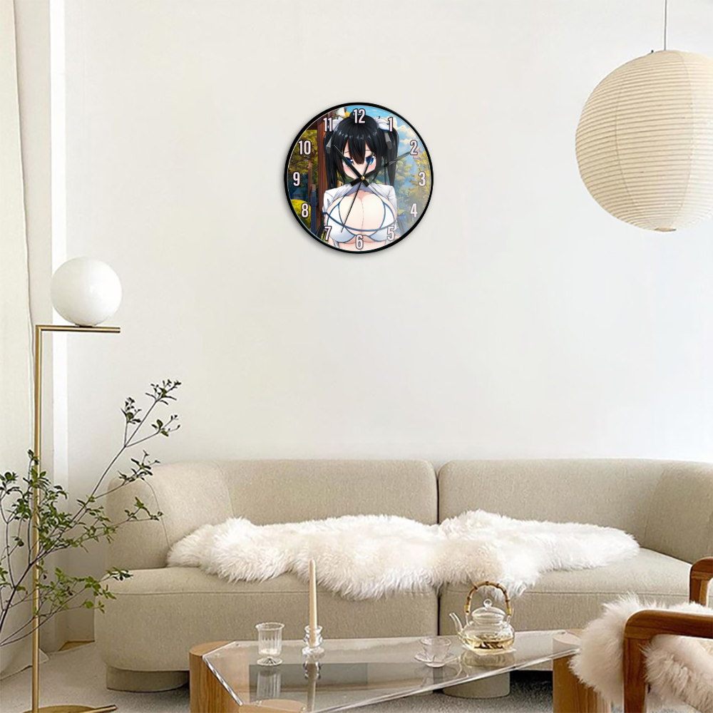 Hestia Busty Flasher Wall Clock